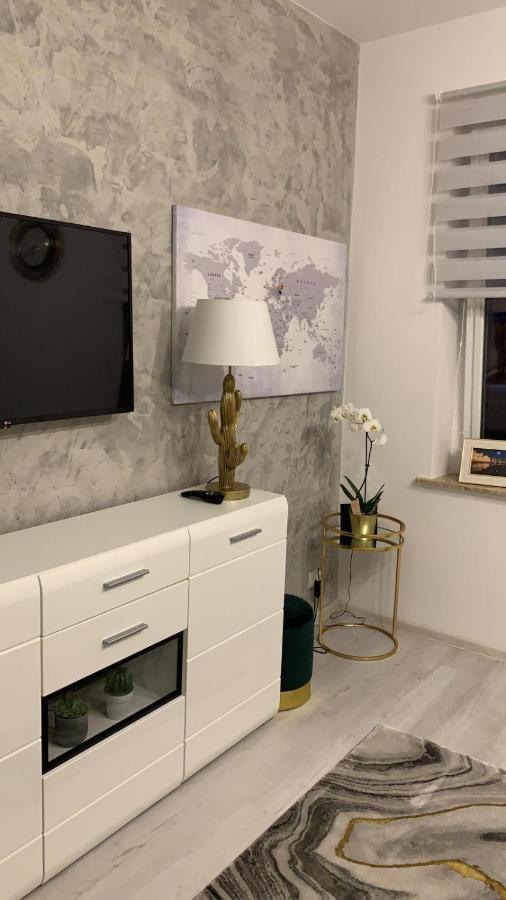 Apartament Kaktus Opole Apartment Bagian luar foto